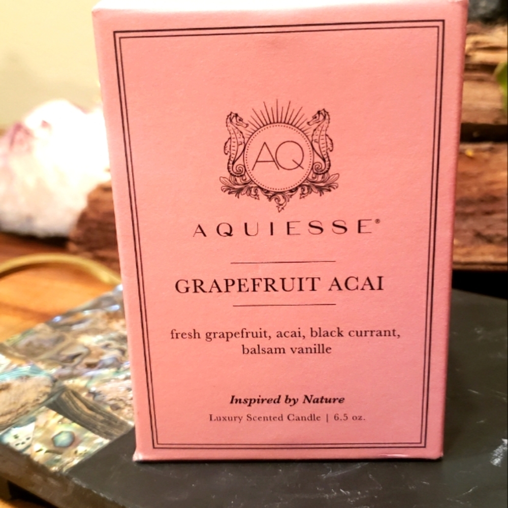 *AQUIESSE CANDLE-RARE FIND*